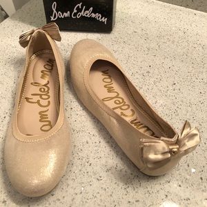 Girls Sam Edelman flat dress shoe in light shimmery gold